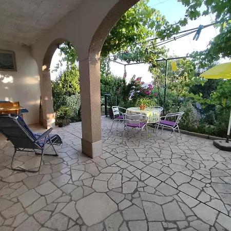 Apartment Garden-sea View With Terrace Dramalj