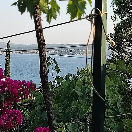 Garden-sea View With Terrace Apartment Dramalj
